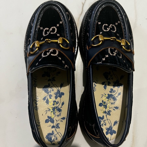 Gucci velvet loafers - Picture 7 of 7